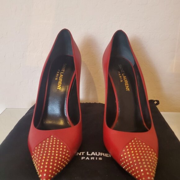 Shoes - Picture 3 of 4